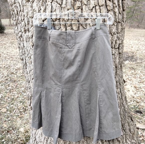 ⬇️ Price Drop! ⬇️Marc Aurel skirt in size 36 - Picture 2 of 3